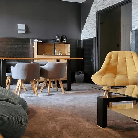 Logis Et Chez Camillou Aumont-Aubrac