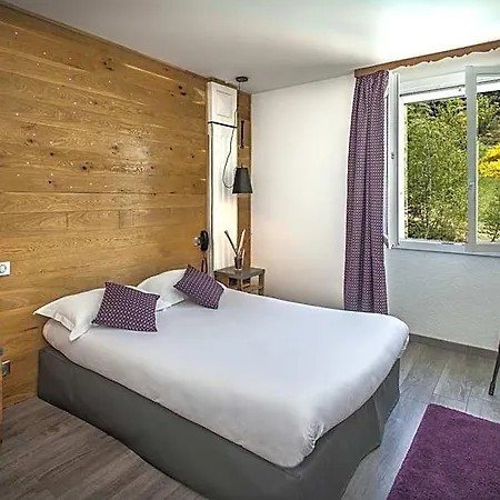 Hotel Logis Et Chez Camillou