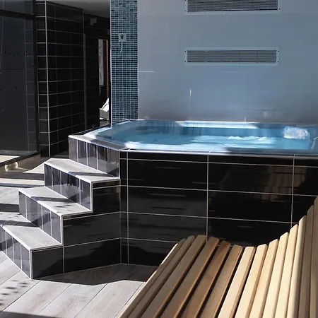 Logis Et Chez Camillou 3*